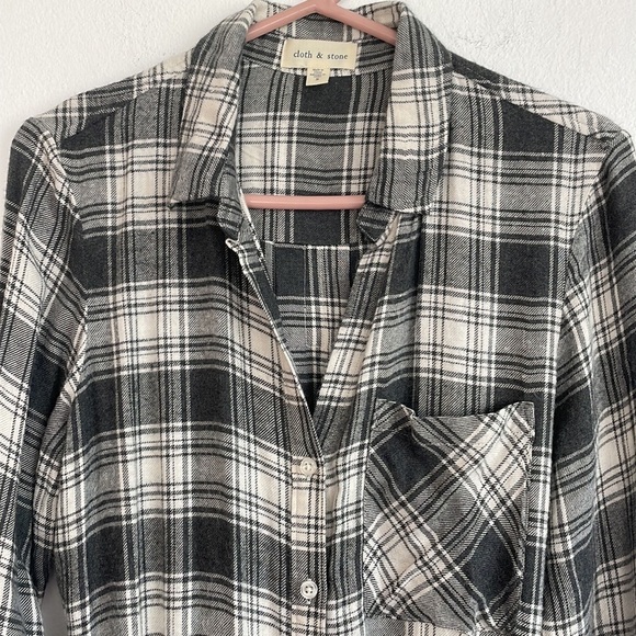 CLOTH & STONE PLAID ROMPER - Picture 3 of 7